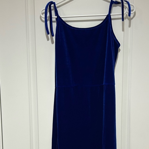 Blue long Slit Dress - Picture 3 of 8